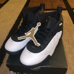 BRAND NEW: Boy’s Jumpman Pro